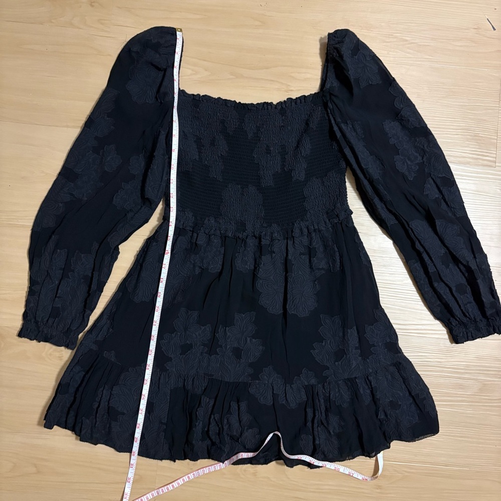 Wilfred Tempest Dress Black Floral Smocked Mini Medium Square Neck Puff Sleeve - Picture 11 of 14